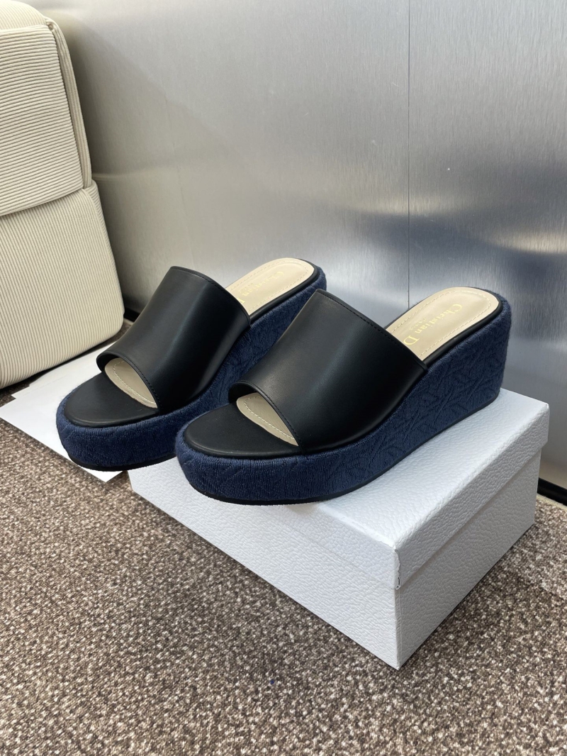 chr1st1an D10r slippers